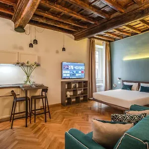 Apartment Maison Del Colosseo, Rome