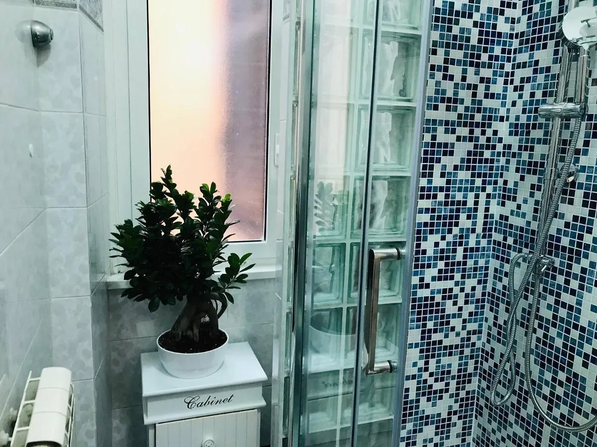 San Giovanni Apartment 80 Mq Rome