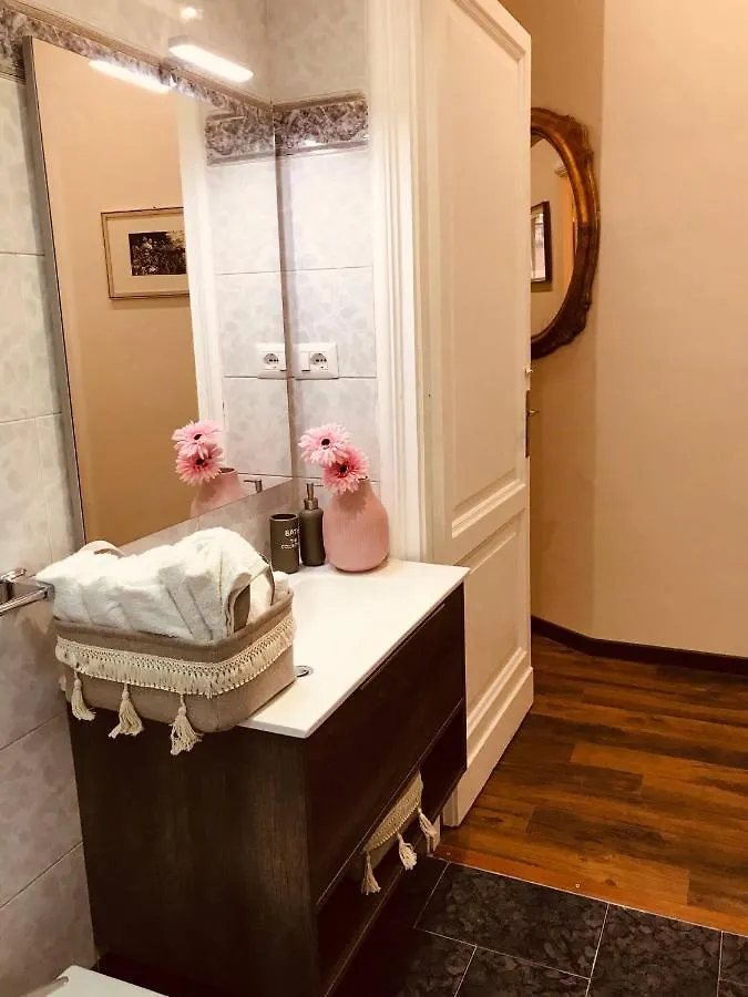 San Giovanni Apartment 80 Mq Rome