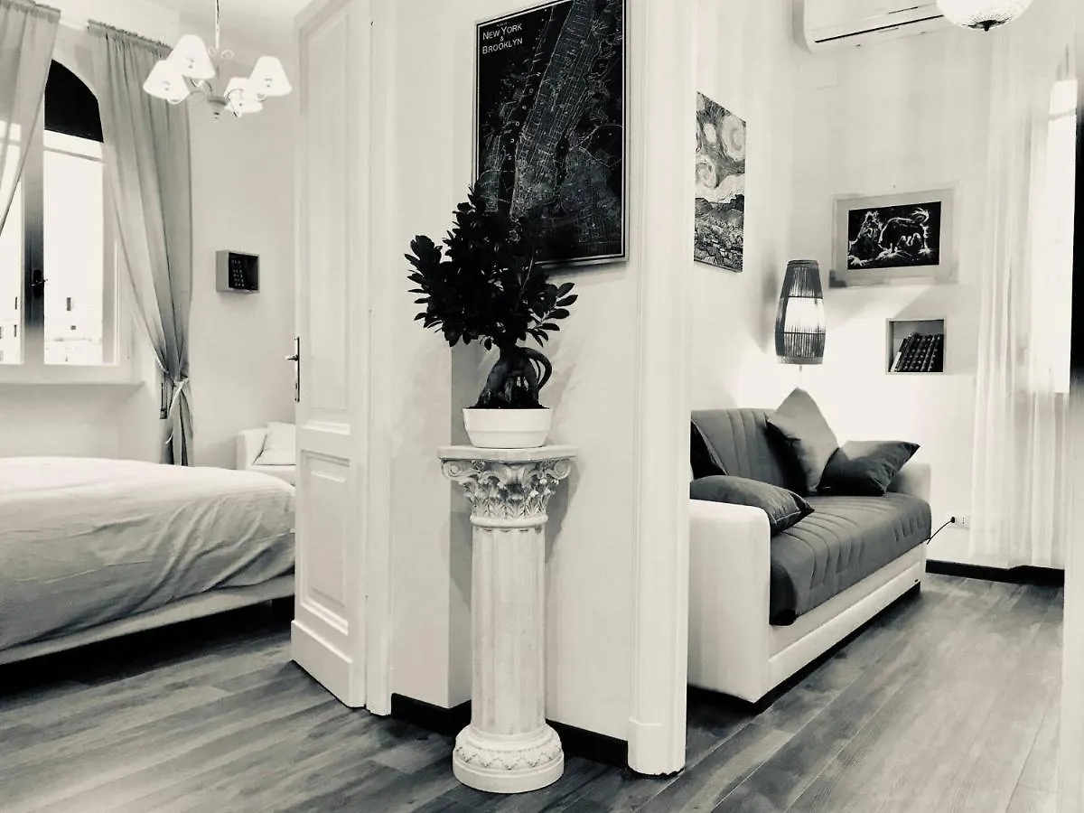 San Giovanni Apartment 80 Mq Rome 0*,